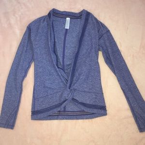 Ivivva wrap top